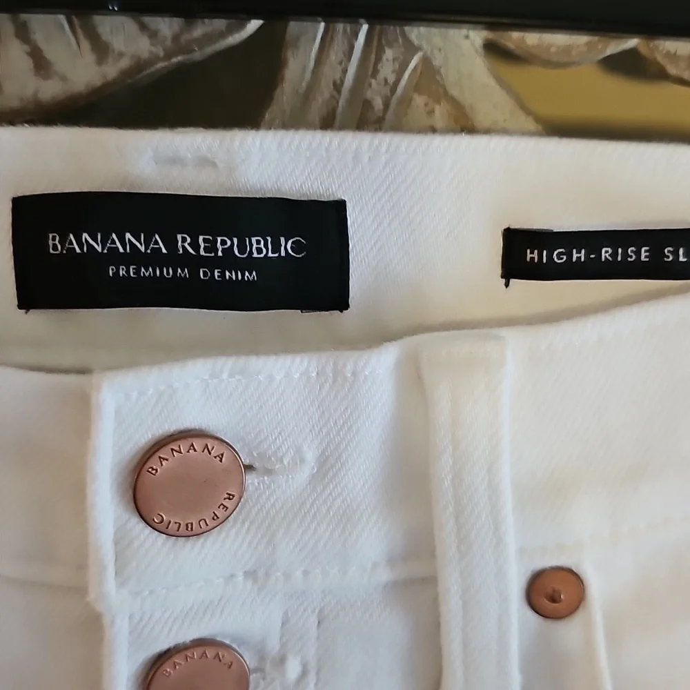 Banana Republic White High-Waisted Jeans - Picture 4 of 11
